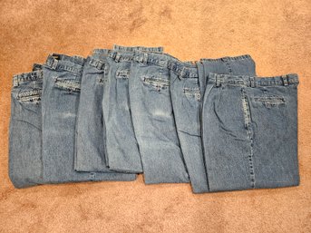 7 Pairs Of Dockers Brand Jeans Size 38