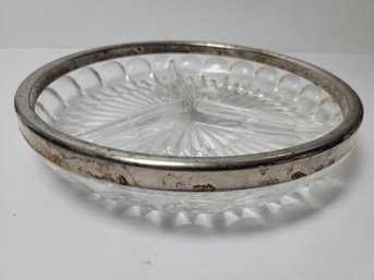 Vtg Clear Glass Divided Relish Dish With Silver Plated Rim