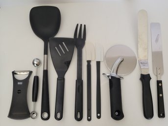 Black Handle Kitchen Utensil Lot X 10
