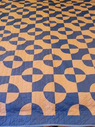 Vtg Handmade Quilt 80' X 90'