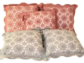 Vtg Crocheted Thread Rose And Gray Throw Pillows