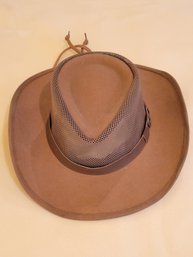 Outback Trading Co Oilskin Kodiak With Mesh Hat