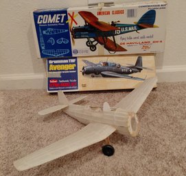 2 Flying Model Kits