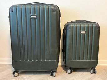 Ricardo Beverly Hills Luggage Suitcase Set