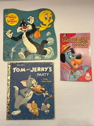 Vtg Cartoon Character Books And Activity Pamphlet