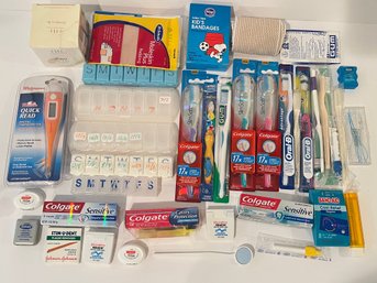 Assorted Bathroom Lot