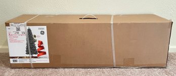 Brand New General Electric 7.5 Ft Christmas Tree