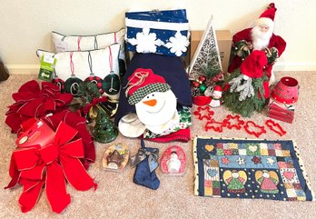 Assorted Christmas Decoration Lot