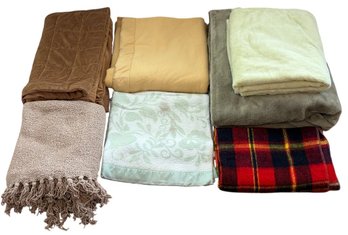 Assorted Blanket Lot