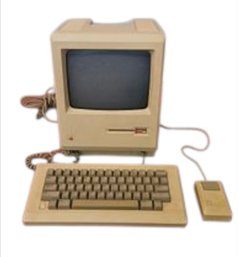 Vtg 1980's Original Apple McIntosh Computer With Keyboard And Mouse