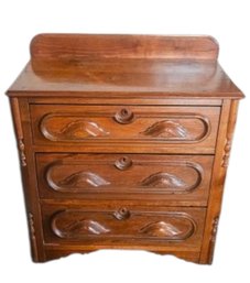 Antique Victorian Era Chest Of Drawers