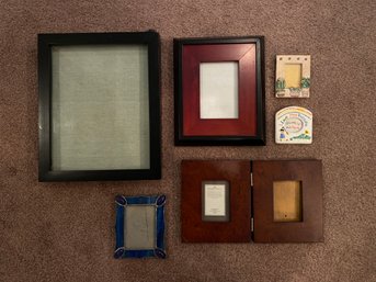 Lot Of 6 Picture Frames (s-m)