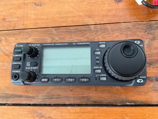 icom IC-706MKⅡG HF/VHF/UHF TRANSCEIVER ICOM IC-706MK-II Specs and Prices | RadioMasterList.com