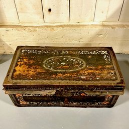 #007 Antique 19th-century Chinese Export Trunk With Leather Cover