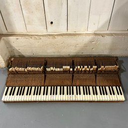 #380 Antique 1938-1946 Salvaged Grand Piano Keys - Made In Berlin - 513465 - 85 Keys