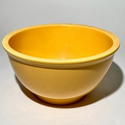#049 VINTAGE Homer Laughlin Fiesta Mixing Bowl, Yellow 8'