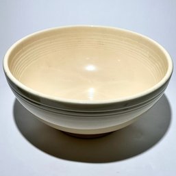 #0039 Vintage Homer Laughlin Fiestaware Bowl, Ivory 11'
