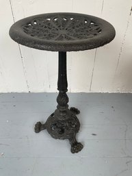 22 Vintage Cast Iron Black Outdoor Stool