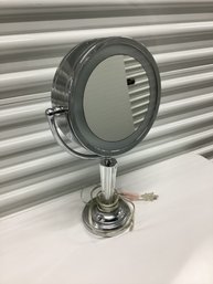 Lighted Magnifying Makeup Mirror