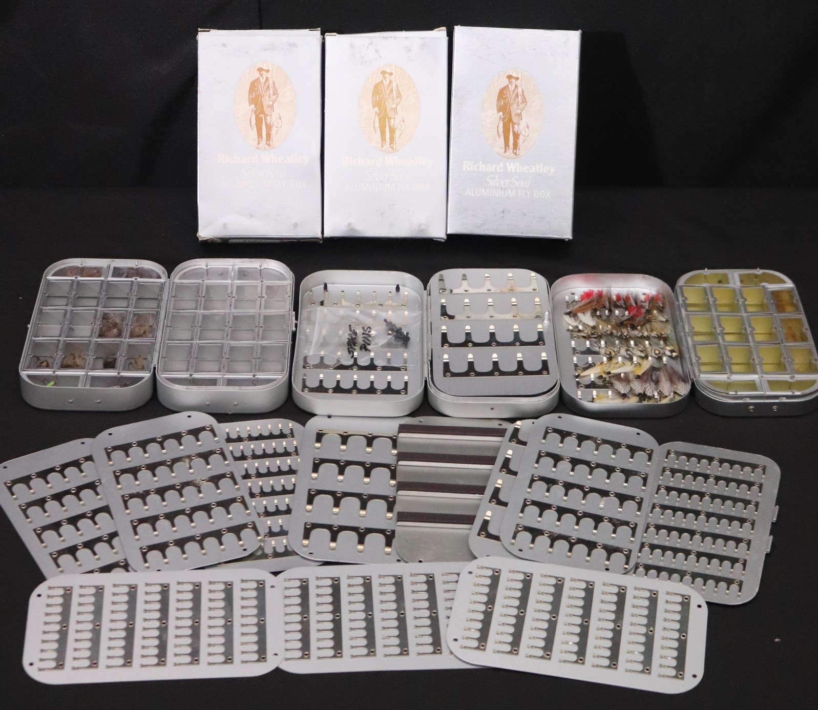 NY0804　RichardWheatleyとFiorini 3 Vintage Richard Wheatley Silver Seal Aluminum Fly Boxes With