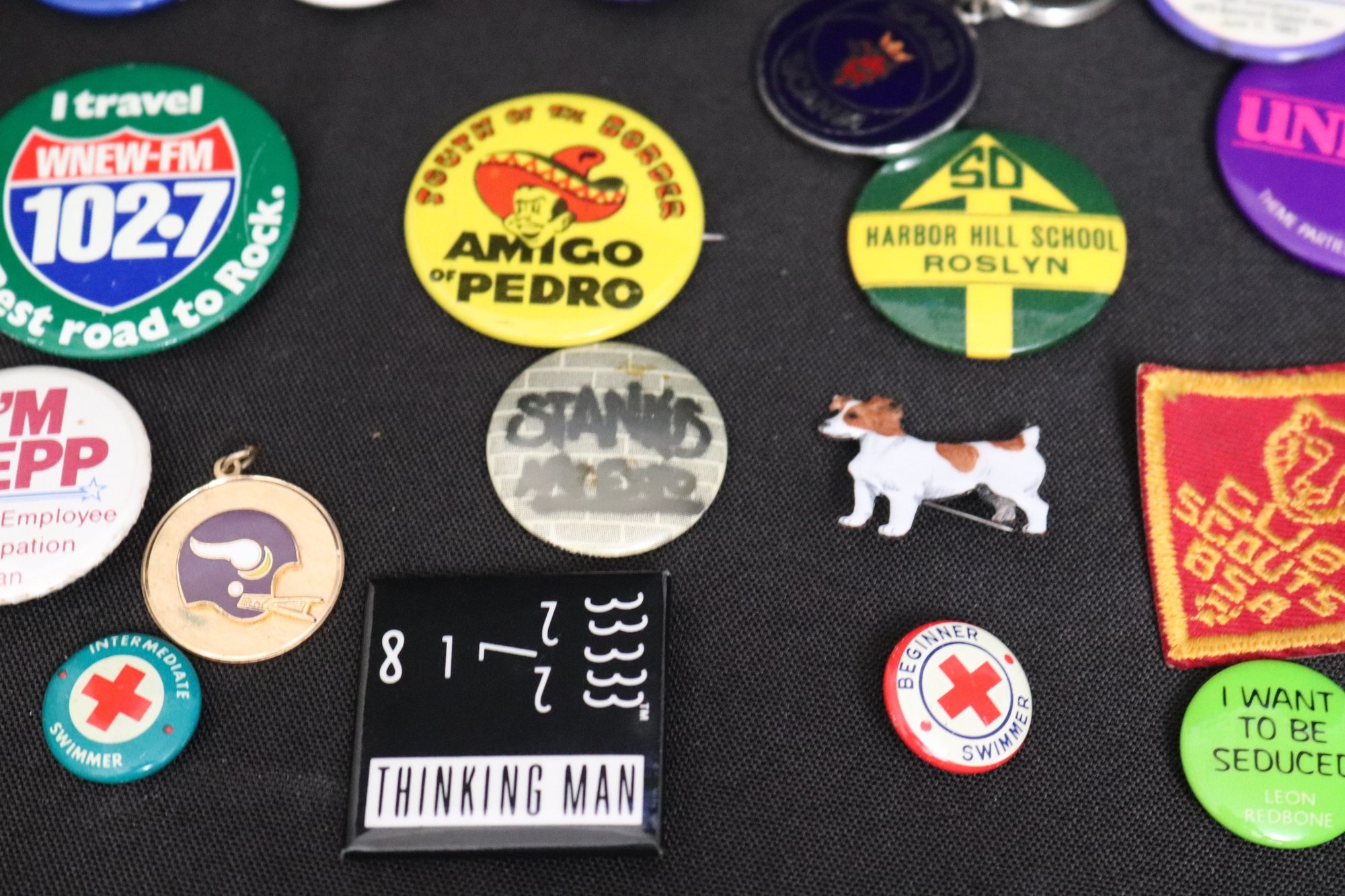 Collection Of Vintage Pinback Buttons And Pins #70823 | Auctionninja.com