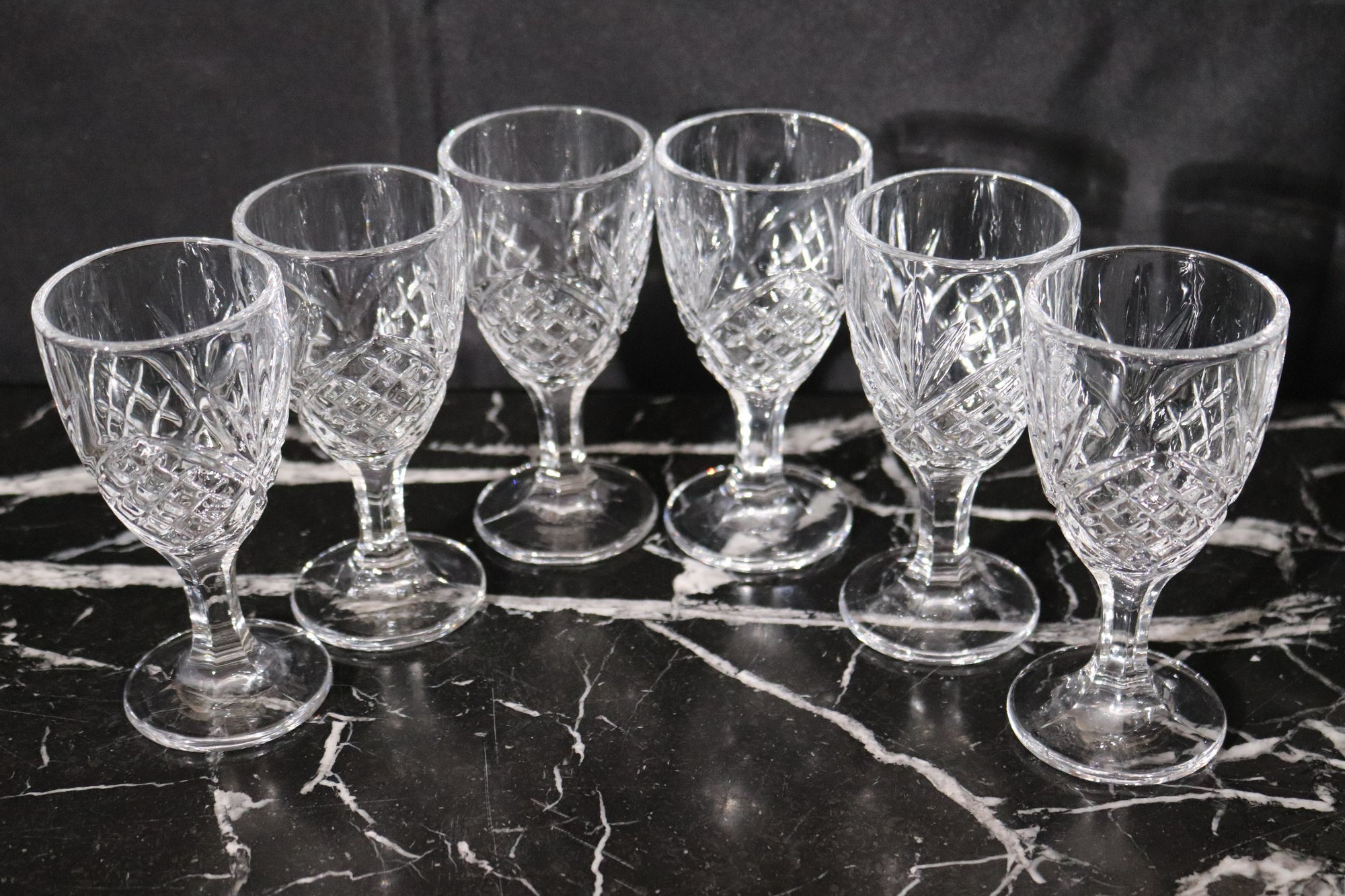 Set Of 10 Cut Crystal Glasses Including Aperitif Glasses, 4 Snifter