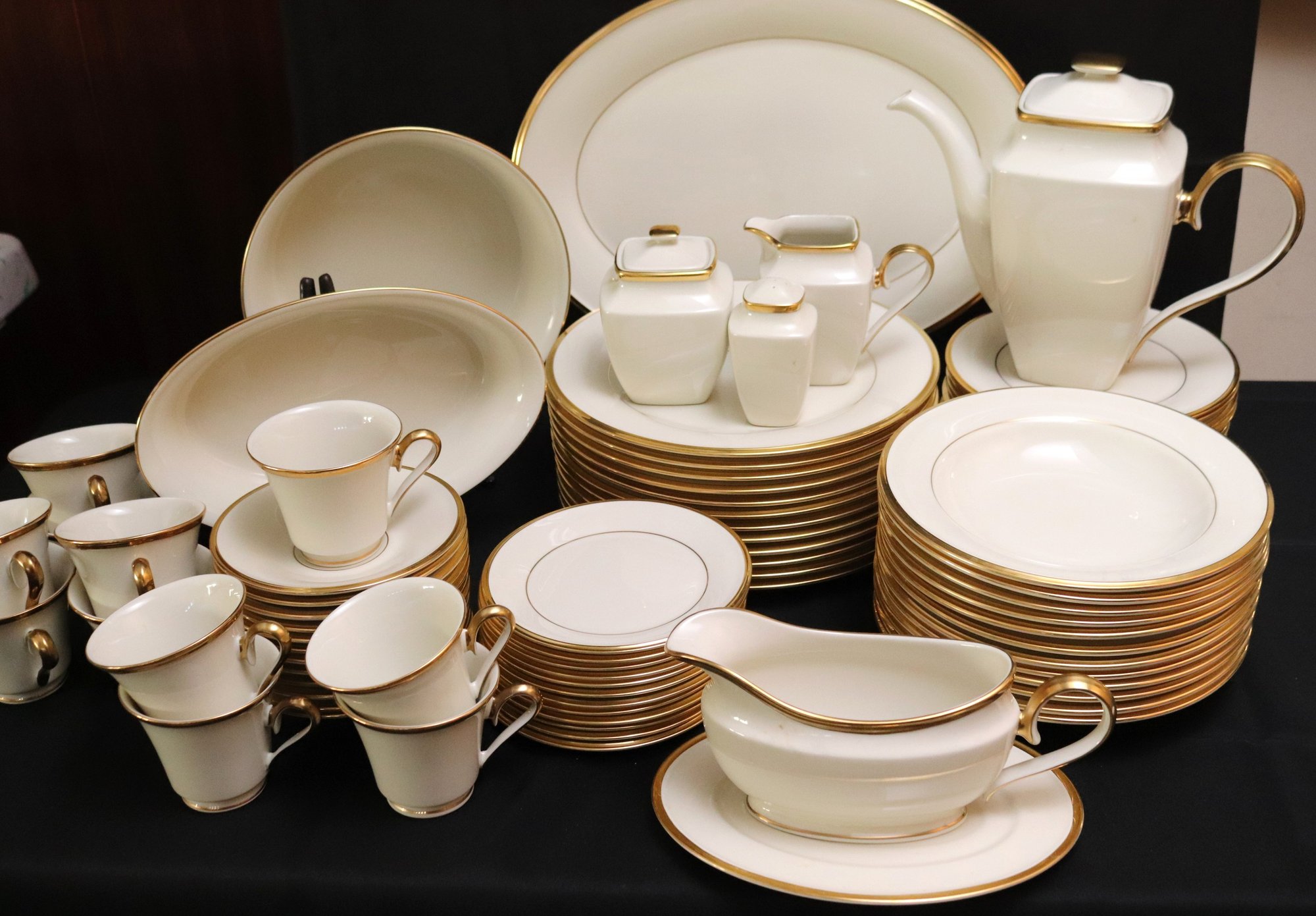 Lenox Fine China Eternal Collection - Service For 12 #55030 ...