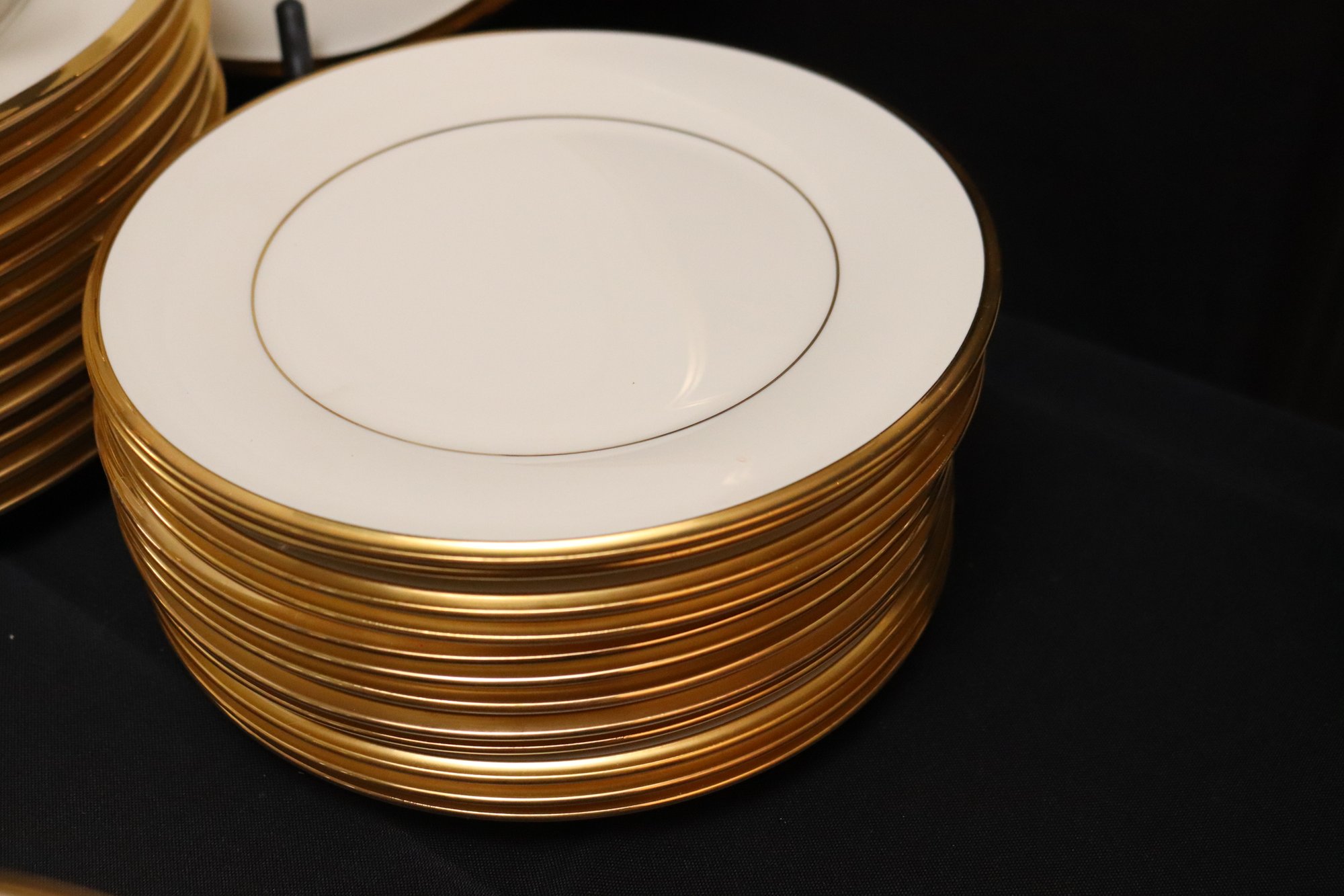 Lenox Fine China Eternal Collection - Service For 12 #55030 ...