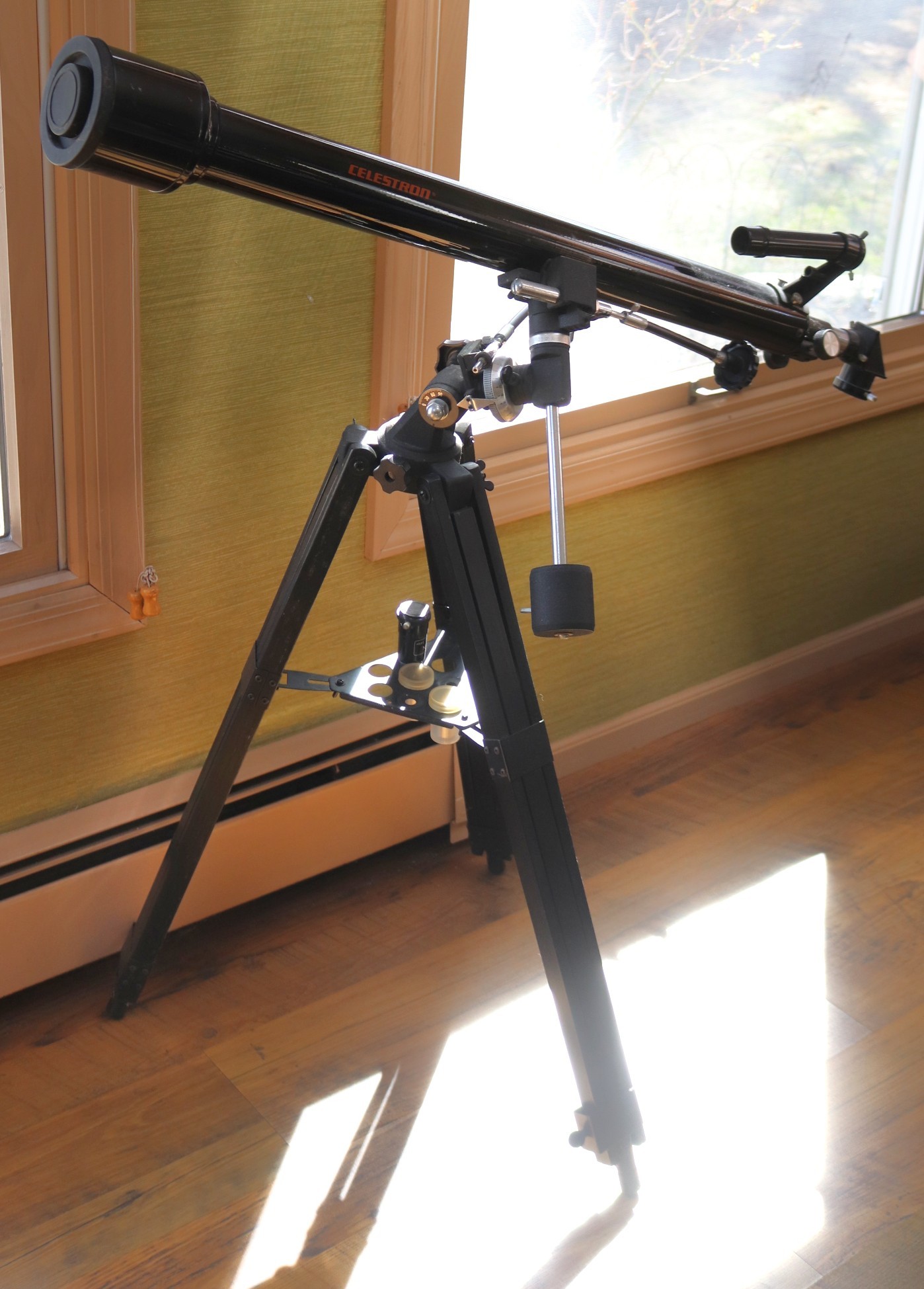 Celestron Firstscope 60 EQ Refractors Telescope On Tripod. #59027 ...