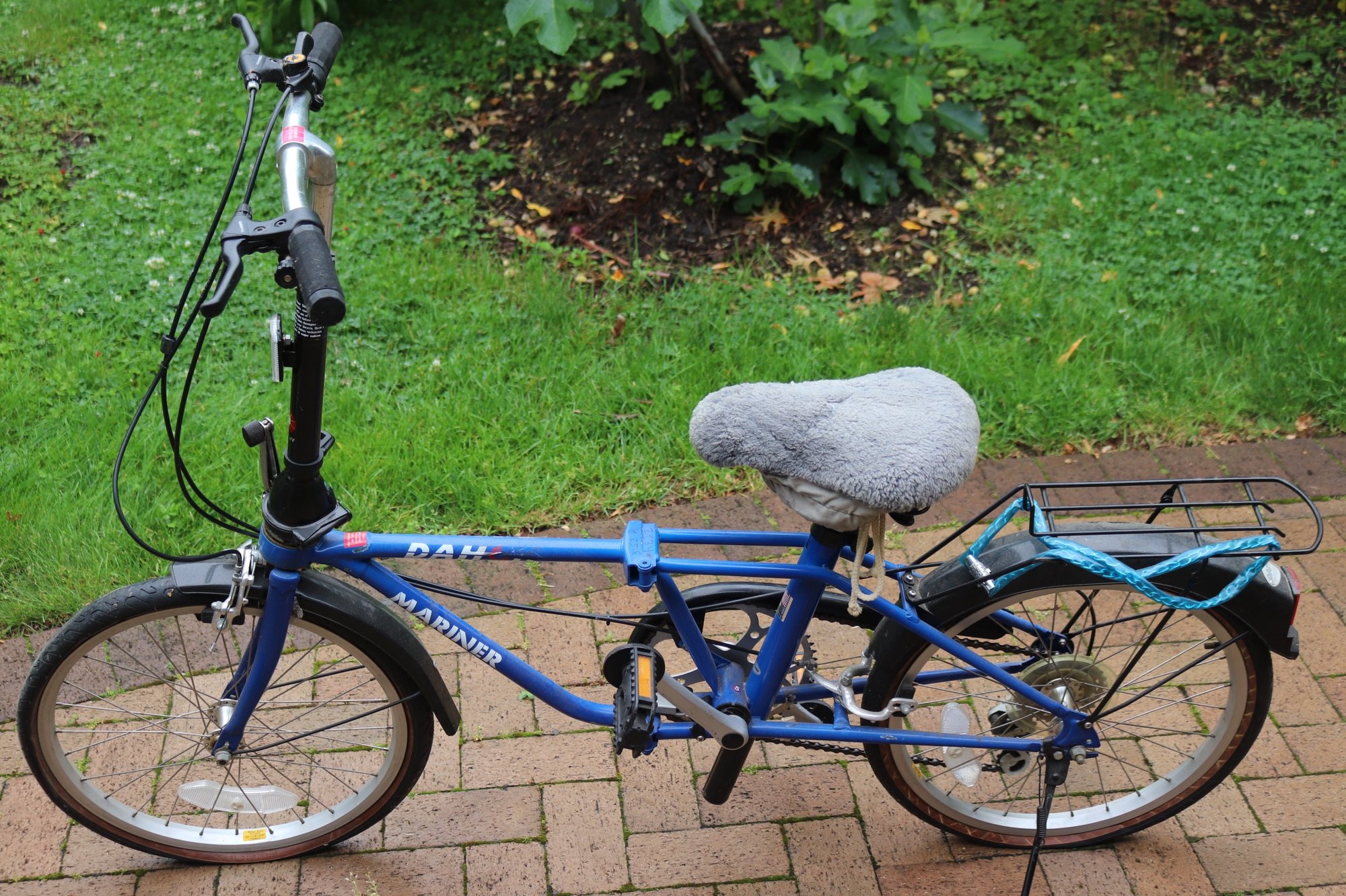 Dahon Mariner 5-Speed Folding Bike #62613 | Auctionninja.com