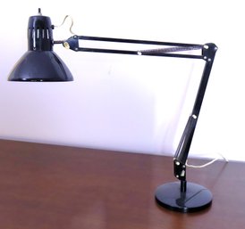 Vintage Adjustable Architect Lamp Made In Taiwan, In Working Condition.