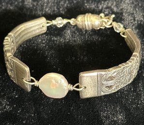 Sterling Silver Absolutely Exquisite Design Mother Of Pearl Bracelet