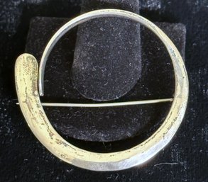 Sterling Silver Round Abstract Brooch Pin-signed