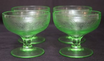 Set Of 4 Vintage Cloverleaf Green Uranium Glass Sherbert Cups