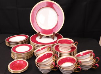 Collection Of Wedgwood Ulander Pattern Fine Bone China Made In England