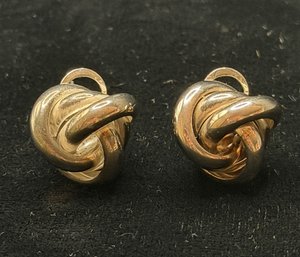 Silver Tone Elegant Pair Of Lover's Knot Earrings
