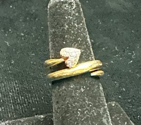 14K YG Serpentine Ring With Diamond Studded Head - Size 6.75