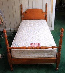 Vintage Country Style Twin Size Bed Frame With Mattress And Boxspring