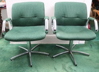 Pair Of Vintage Steelcase Swivel Office Chairs With Armrest In Forest Green Fabric
