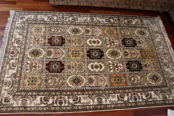 Gorgeous Fine Quality Handmade Silk Area Rug, Measures Approximately 8 Feet X 5 Feet