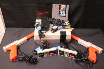 Original NES Video Game System With 2 Original Controllers, 2 Zapper Light Guns, Super Mario/Duck Hunt Game An