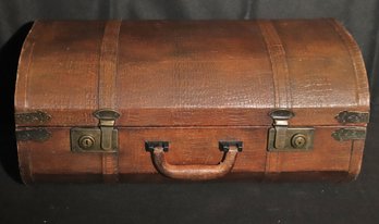 Decorative Vintage Style Trunk