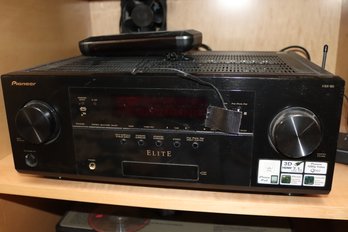 Vintage Pioneer Elite VSX60 HD DMI System With Wires And Remote Included.