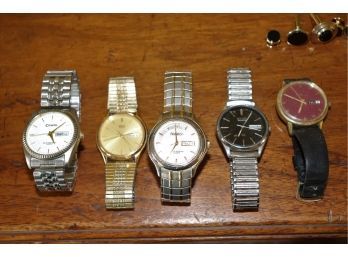Group Of 5 Mens Watches Includes Seiko, Armitron & Citadel