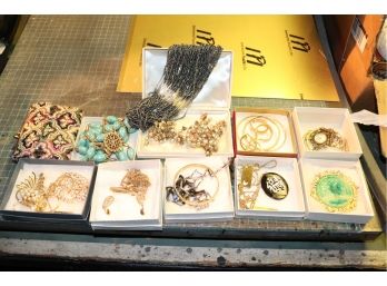 Mixed Lot Of Women's Fun Fashion Jewelry Includes Assorted Bracelets, And Necklaces And Brooches