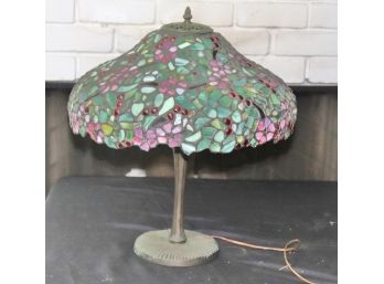 Beautiful Vintage Floral Slag Glass Table Lamp In The Style Of Tiffany, Needs Rewiring
