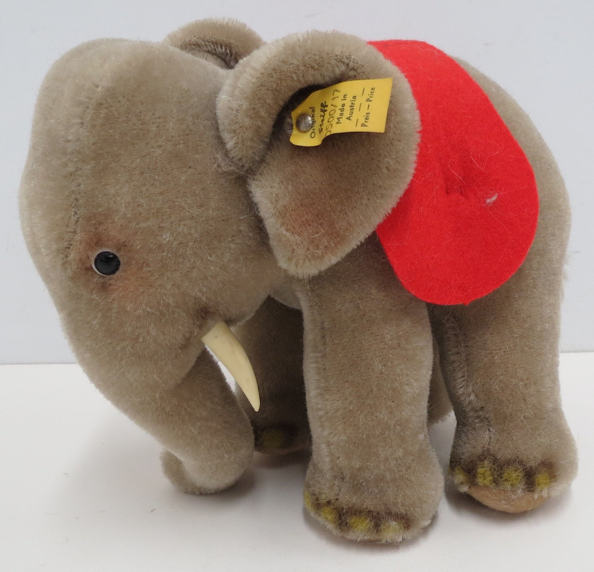 1960s Steiff Elephant #0500/17 With Original Button & Tag #17201 ...