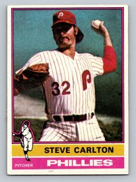 1976 TOPPS Steve Carlton Baseball Card - EX/MT