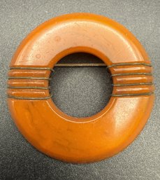 Vintage Art Deco Carved Bakelite Butterscotch Circle Pin Brooch - 17.3 Grams