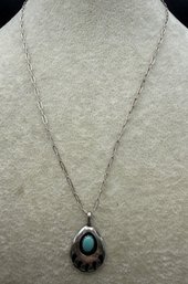 Sterling Silver .925 Navajo Bear Paw Claw Turquoise Pendant Necklace - .12 TOZ